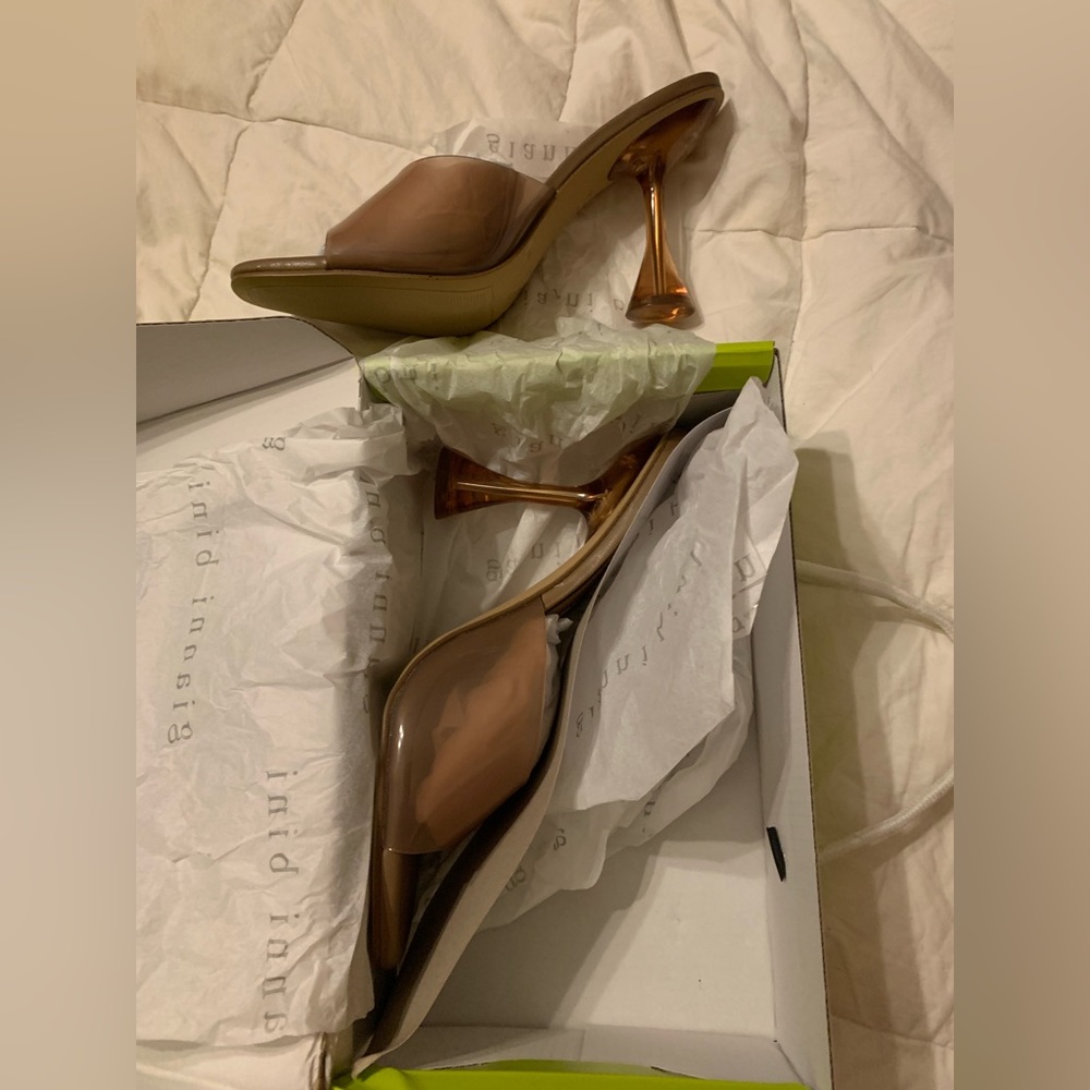 Brand New Gianni Bini heels